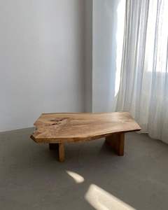 ขาเหล็กเจปาราคุณภาพสูง รูปทรงธรรมชาติ งานแฮนด์เมด สไตล์สัตว์ สัมผัสเหมือนจริง ผลิตโดย HF Industries สำหรับอพาร์ทเมนต์/โรงแรม 8 ที่นั่ง - Product Image 1