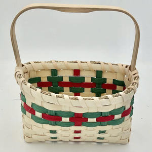 Cesta de Almacenamiento Navideña Ecológica de Bambú Verde y Rojo Natural Hecha a Mano por Sisu Handicraft - Product Image 4