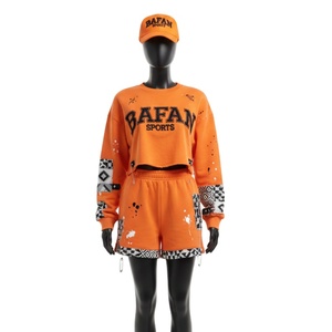 Ensemble sweat-shirt et short 100 % coton de haute qualité pour femme, en molleton mélangé confortable avec empiècements, personnalisable avec logo – Collections Femme - Product Image 1