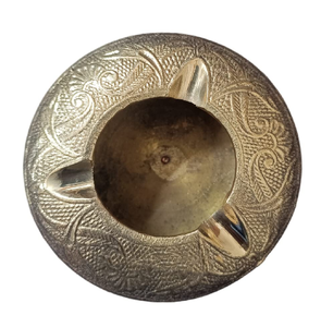 Cendriers durables en or antique, design sculpté à la main, motif attrayant, cendrier moderne, cendrier rond en métal, facile à nettoyer - Product Image 1