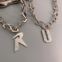 Fenyi bijoux en gros lettres uniques rétro haut de gamme à la mode cadeau fête hip-hop collier hommes et femmes accessoires