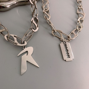 Fenyi kalung hip-hop modis pria dan wanita, perhiasan grosir retro huruf unik kelas atas trendi hadiah pesta aksesoris - Product Image 6