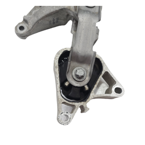 Supporto Motore Mercedes Classe A (W176) A2462401709 OM 651.930 Diesel 2200 (12>18) - Product Image 4