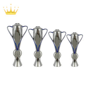 Trophées en plastique populaires, pièces dorées, rouges, argentées, bleues - Exclusifs, durables, écologiques, 4 tailles, forme personnalisée, cadeaux d'affaires - Product Image 2