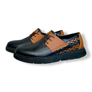 Produit haut de gamme Chaussures noires Arjuna Fabriquées à la main avec des matériaux de première qualité pour le confort et la sophistication. - Product Image 3