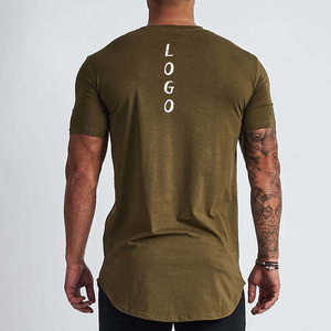 เสื้อยืดกีฬาผู้ชายโพลีเอสเตอร์แห้งเร็วขายส่ง รับทำโลโก้ OEM - Product Image 6