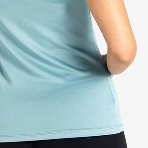 Camiseta Personalizada Premium Azul Oscuro para Mujer, Transpirable, de Secado Rápido, Ecológica, Súper Suave, de Manga Corta y Cuello Redondo, para Yoga y Gimnasio - Product Image 6