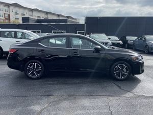 Nissan Sentra Berline SV FWD 2025 d'occasion en parfait état, moteur 2L 149 CV, 4 928 milles, transmission variateur, à vendre - Product Image 5