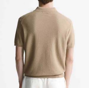 เสื้อโปโลผู้ชายเท่ๆแขนสั้นสีพื้นผ้า240 GSM สำหรับฤดูใบไม้ผลิ/ฤดูร้อน - Product Image 3