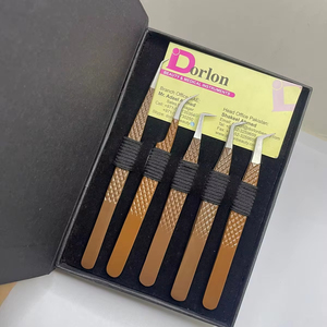 Pince à cils de beauté pince à cils en acier inoxydable enduit de couleur marron pince à cils avec logo personnalisé - Product Image 1