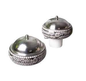 Poignée en acier inoxydable classique vintage en métal isolé avec conception en nacre idéale pour servir de la soupe dans les hôtels - Product Image 1