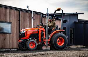 Tractor de Ruedas Neilo Equipment de 31 HP, Pequeño Tractor 4x4 con Componentes Centrales de Gran Rendimiento, Incluyendo Bomba, Motor y Caja de Cambios - Product Image 3