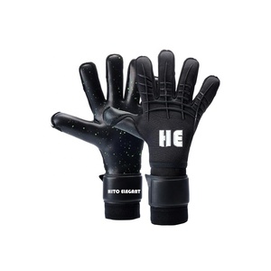 ถุงมือผู้รักษาประตูฟุตบอลแบบมืออาชีพ - Product Image 1