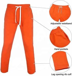 Vêtements de football d'hiver Uniformes de football Vente en gros Vêtements de sport personnalisés Kit de survêtement de football à sublimation complète Stand Sportswear - Product Image 4