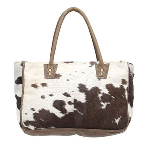 Venta caliente a prueba de viento Hair on Hide Bag En New Stock Hair on Hide Bag Precio bajo Mujeres Use Hair on Hide Bag - Product Image 1