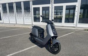 Nuevo Scooter Eléctrico NIUS NQiX 150, Equivalente a 50cc, 70 km de Autonomía, Motocicletas Eléctricas - Product Image 4