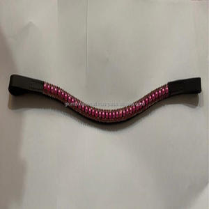 Bande de front de cheval en cuir noir de la plus haute qualité avec 3 rangées de perles roses de luxe et de cristaux décoration bande de front Bling - Product Image 4