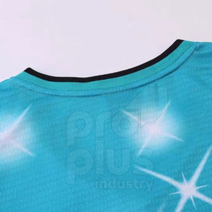 Ropa Deportiva para Exteriores, Conjuntos Transpirables de Verano, Material de Poliéster, Uniforme de Baloncesto Personalizado de Alta Calidad - Product Image 4
