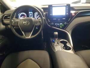 Camry LE FWD 2024 Usado de Primera Clase - Product Image 5