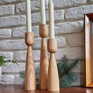 Portavelas Creativo de Madera Rústica, Diseños Personalizados Hechos a Mano para Decoración del Hogar o Espacios Exteriores - Product Image 1