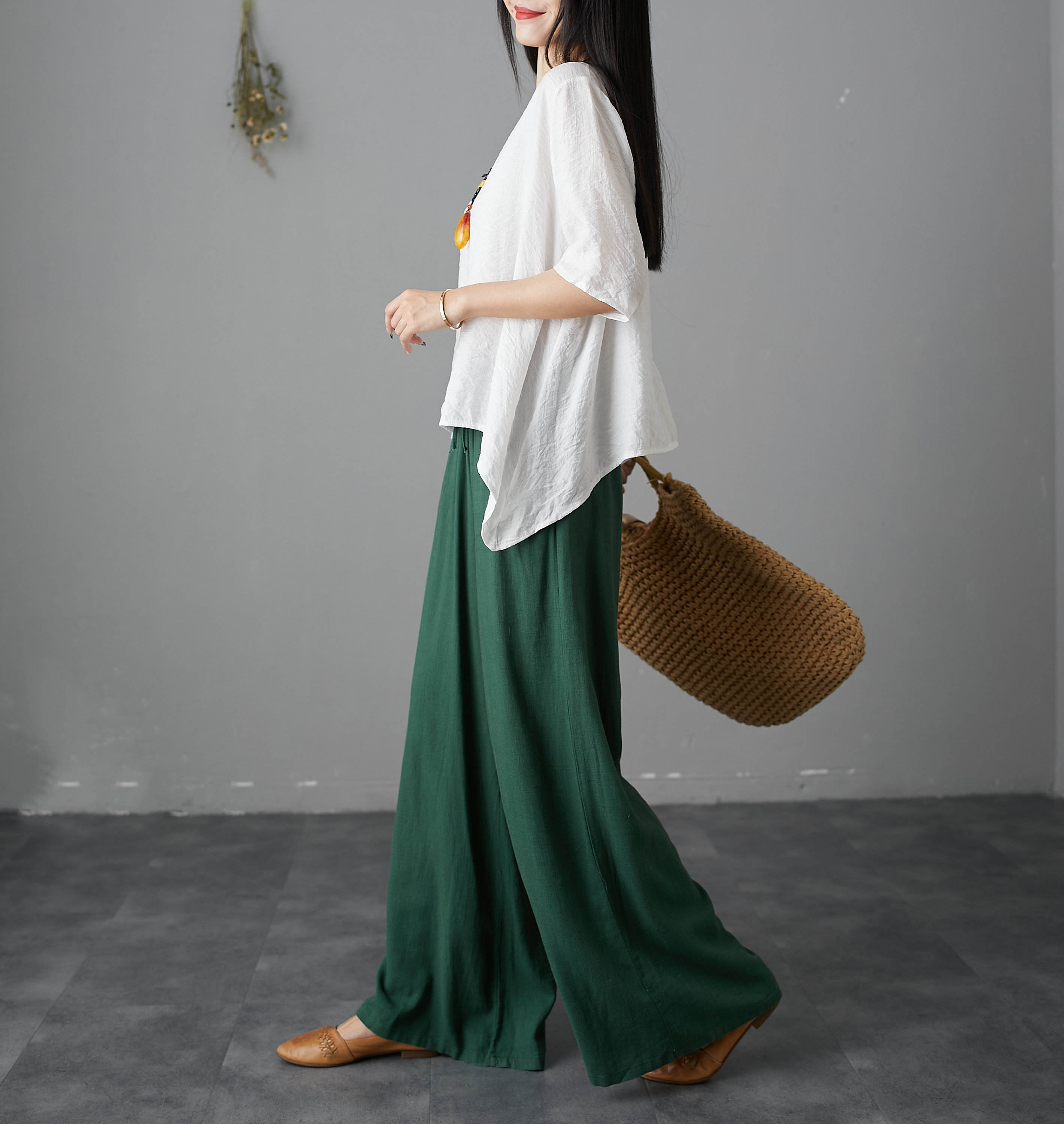 สีเขียวเข้ม