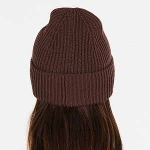 Bonnet professionnel pour hommes le plus vendu casquettes unisexes en couleur blanche chapeaux chauds d'hiver à la mode bonnet jacquard - Product Image 5