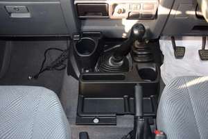 Véhicule d'occasion pour le marché mondial 2023 Pick Up PICKUP DLX 4.5L Smart, sans accident, en bon état - Product Image 6