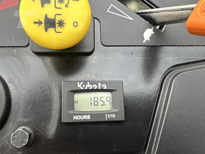 ราคาโรงงานถูกมาก เครื่องตัดหญ้าแบบนั่งขับ Kubota Z725 ปี 2024 25 แรงม้า แบบ Zero Turn ขนาด 60 นิ้ว ระบบไฮโดรสแตติก สำหรับงานหนัก ขาย - Product Image 4