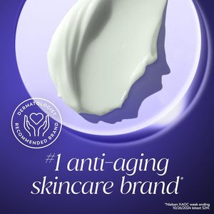 Crema Hidratante Facial con Retinol Olay, Crema de Noche Antienvejecimiento 24 MAX para Mujeres, Sin Perfume, Cuidado de la Piel Antiarrugas (1.7 oz) - Product Image 2