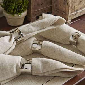 Ronds de serviette en acier inoxydable avec finition brossée et parfaits pour les salles à manger et les paysages de table de style rustique ou industriel - Product Image 6