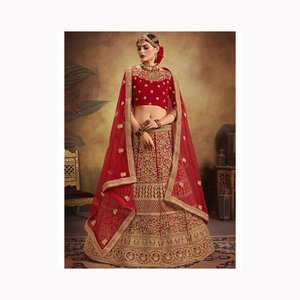 Nouvel arrivage de Lehenga Choli en soie à motifs floraux pour femmes, ensemble de robes longues de demoiselles d'honneur, style pakistanais, style indien à motifs floraux - Product Image 1