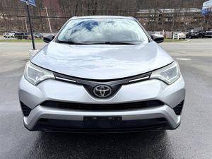 Toyota RAV4 LE AWD 2018, Listo para Enviar - Product Image 1