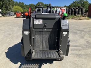 Mini-chargeuse compacte Iron Rhino IR2000 2025 avec moteur Yanmar, pompe et engrenages/moteur - Haute efficacité, garantie 4 ans, livraison gratuite - Product Image 6