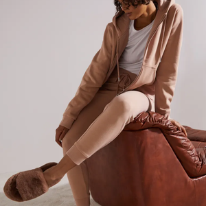 Sweat à capuche à manches longues personnalisé pour femmes hiver décontracté fermeture éclair mince polaire avec anti-pillinghodies respirants pour femme - Product Image 3