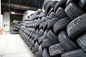 Pneus usagés de qualité supérieure à prix de gros, garantie 4 ans, OEM/ODM, radiaux sans chambre à air 225/40ZR18 pour remplacement/réparation - Product Image 2