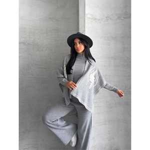 Conjunto de Punto de Tres Piezas para Mujer, Modelo 1560, Categoría de Producto: Conjunto de Suéter Cómodo y Elegante - Product Image 3