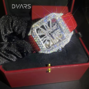 Nouvelle conception de boîtier de montre en diamant Moissanite VVS, 41 mm, épaisseur du cadran 10 mm, mouvement mécanique, acier inoxydable, ensembles de chaîne cubaine - Product Image 4