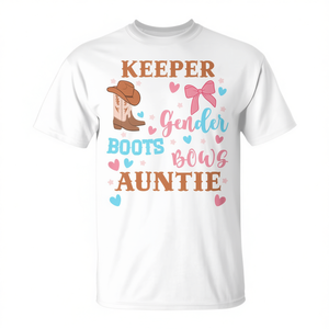 Maglietta 'Auntie Ti Ama' con scritta 'Aunt Keeper of the Gender Boots or Bows' per Promozioni - Product Image 2