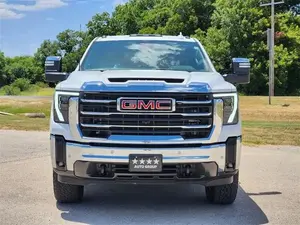 2024 GMC Sierra 3500 SLT - Product Image 6