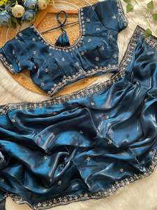 Sari en soie douce de qualité supérieure ethnique Nouveau classique Designer traditionnel Vêtements de mariage pour femmes indiennes exclusives Sari pour filles - Product Image 3