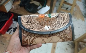 กระเป๋าสตางค์ผู้หญิงสไตล์ตะวันตกใหม่กระเป๋าคลัทช์แกะสลักมือกระเป๋าใส่โทรศัพท์ขายดี - Product Image 2