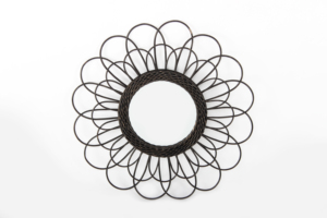 Espejo de pared de Metal de diseño atractivo de latón AK con espejo de pared único con acabado negro para decoración de Hotel/acento de decoración de pared - Product Image 4