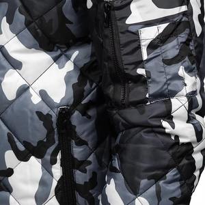 Chaqueta Cortavientos Impermeable Aislante Reflectante para Hombre, Talla Grande, Personalizada al por Mayor, Nueva, de Primavera, Lisa, de Poliéster/Algodón - Product Image 4