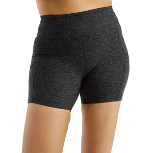 Short de yoga taille haute pour femme avec 2 poches latérales Contrôle du ventre en tissu tricoté respirant pour la course et l'entraînement à la maison - Product Image 1
