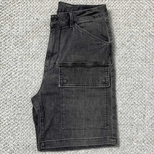Pantalones Cortos Vaqueros Azules OEM para Hombre, Fabricante en Pakistán, Estilo Clásico de Verano, Perfectos para Gimnasio Informal y Estilo Urbano Diario - Product Image 3