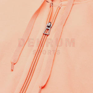 Hoodie d'hiver pour femme sur mesure 2024, tissu tricoté respirant de haute qualité, col à capuche, logo OEM sur le devant, style décontracté - Product Image 5