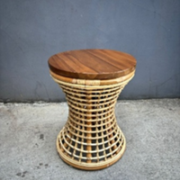 Tabouret en rotin naturel avec plateau en bois, table d'appoint moderne pour salon, tables d'appoint en bambou et osier, ottoman d'appoint pour patio, café