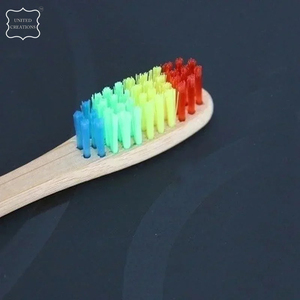 Cepillo de dientes de Madera Suave biodegradable personalizado cepillo de dientes de bambú colorido mango de madera de bambú Natural cepillo de dientes de bambú de Hotel - Product Image 3