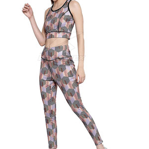 Ensemble de yoga pour femmes de haute qualité-solide avant Spandex/Polyester matériel respirant écologique couleurs personnalisables meilleure vente chaude - Product Image 3
