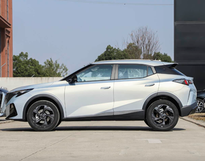 รถยนต์ทรัมป์ชี กาค์ จีเอส3 เอสยูวี 270T เครื่องยนต์เทอร์โบ 5 ที่นั่ง ใหม่ ใช้แก๊ส/น้ำมันเบนซิน มาตรฐานไอเสียยูโร 6 พวงมาลัยซ้าย หลังคาโลหะ เกียร์อัตโนมัติ - Product Image 4